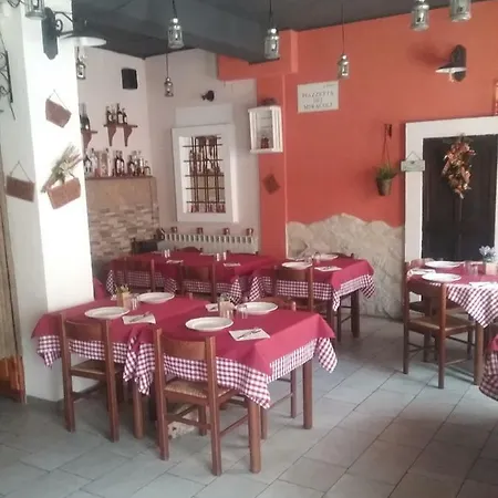 Locanda Dei Miracoli بيت ضيافة Pizzoli