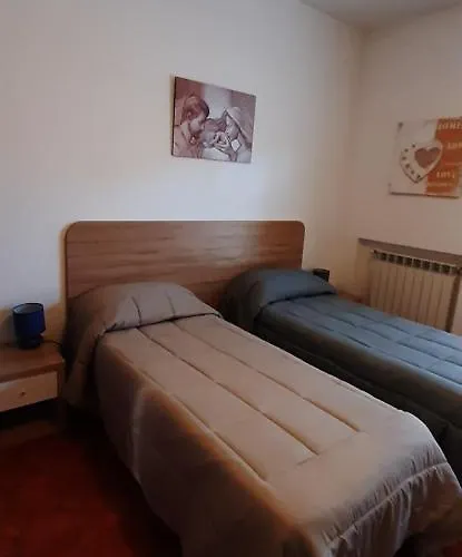 Guest house Locanda Dei Miracoli 3*